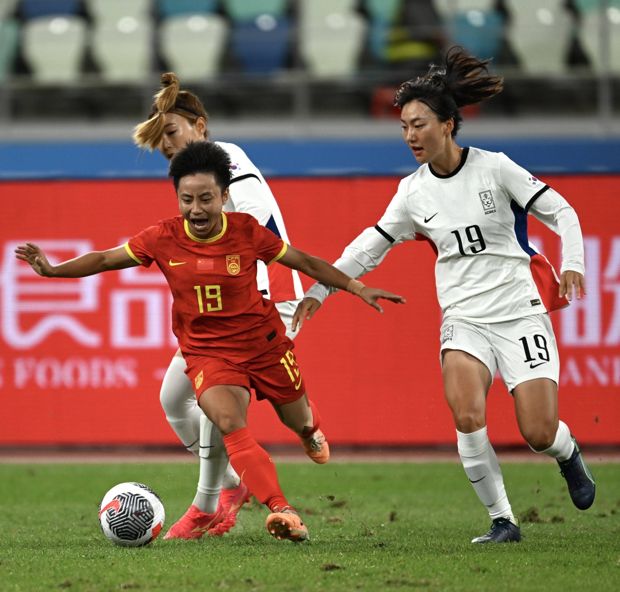 中国女足比赛赛后总结：取得胜利的关键因素是团队合作的简单介绍
