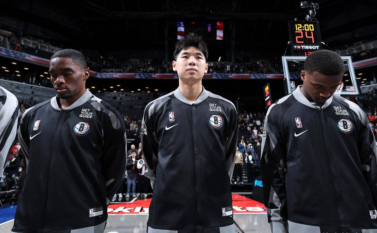 包含CBA新赛季将于12月1日正式开幕，山西队将迎战北京队的词条