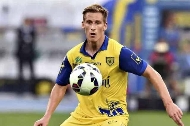 切沃客场不敌,遭遇糟糕连败 切沃客场不敌,遭遇糟糕连败