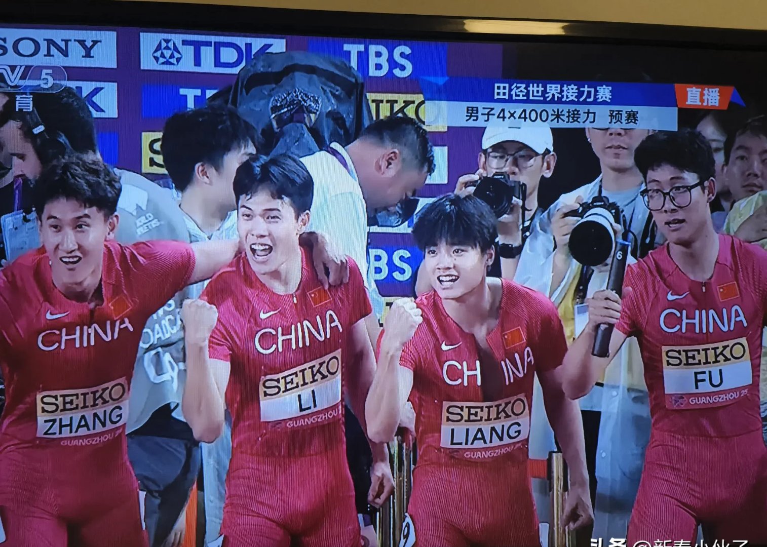 关于惊险胜出！中国选手成功晋级决赛，期待突破！的信息