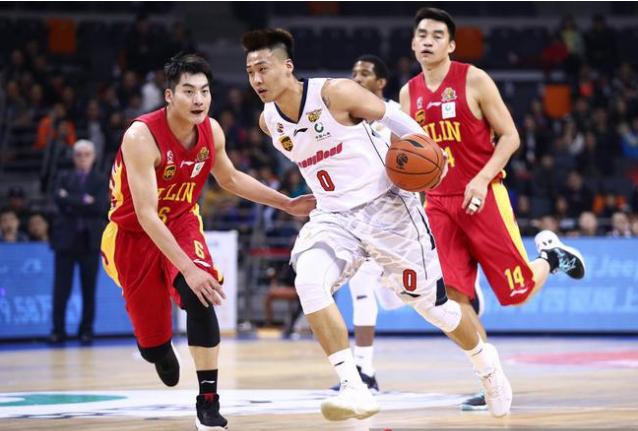 开云体育官方网站-吉林队主场大胜黑龙江队，斩获胜利