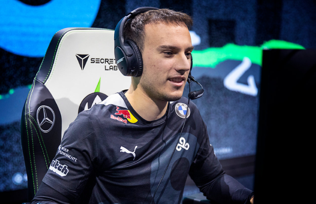 开云体育下载-关于FNC翻盘DK，Tarzan惊艳世界的信息