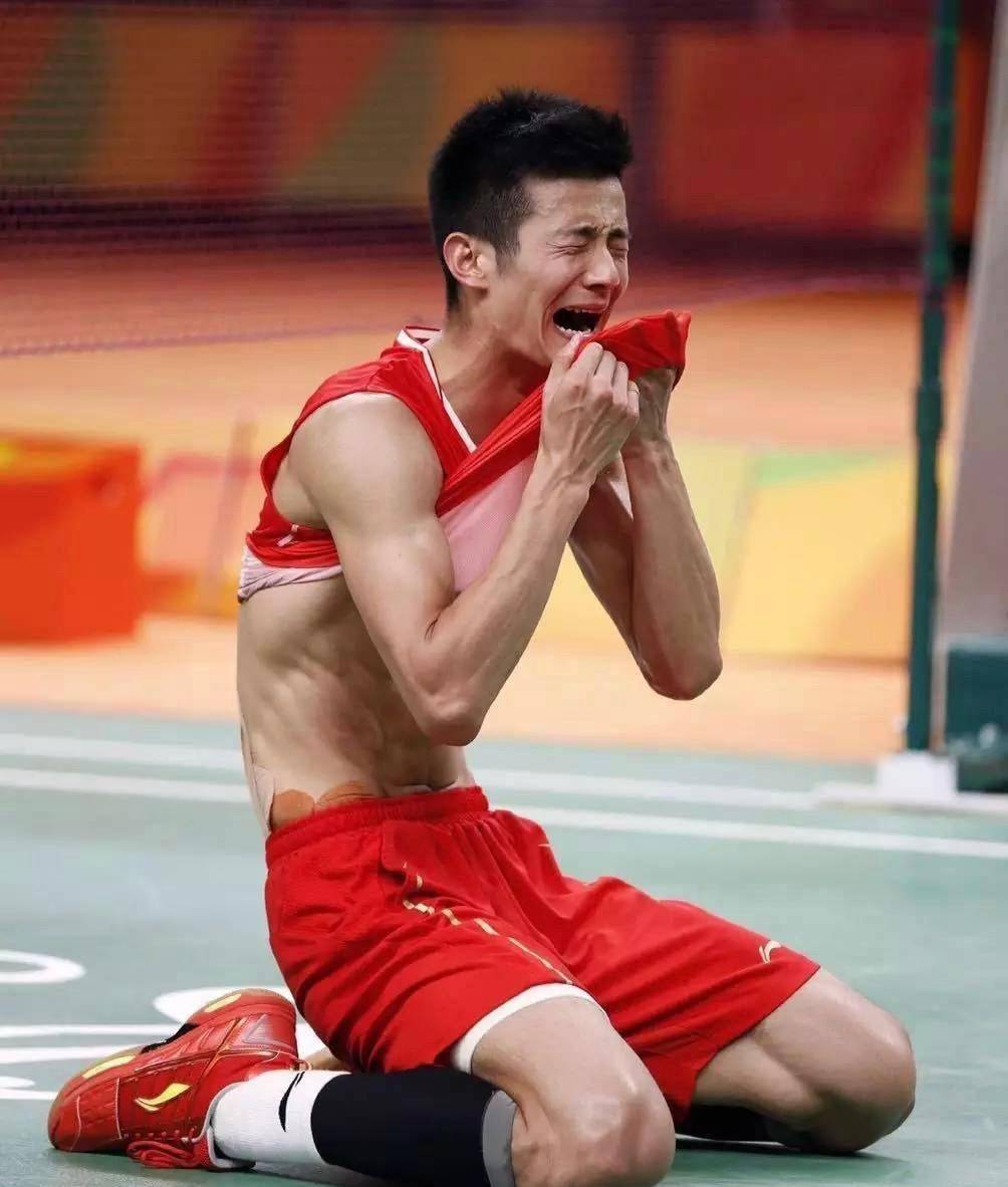 关于中国羽毛球队爆冷韩国羽毛球队,谌龙爆发神勇的信息 关于中国羽毛球队爆冷韩国羽毛球队,谌龙爆发神勇的信息