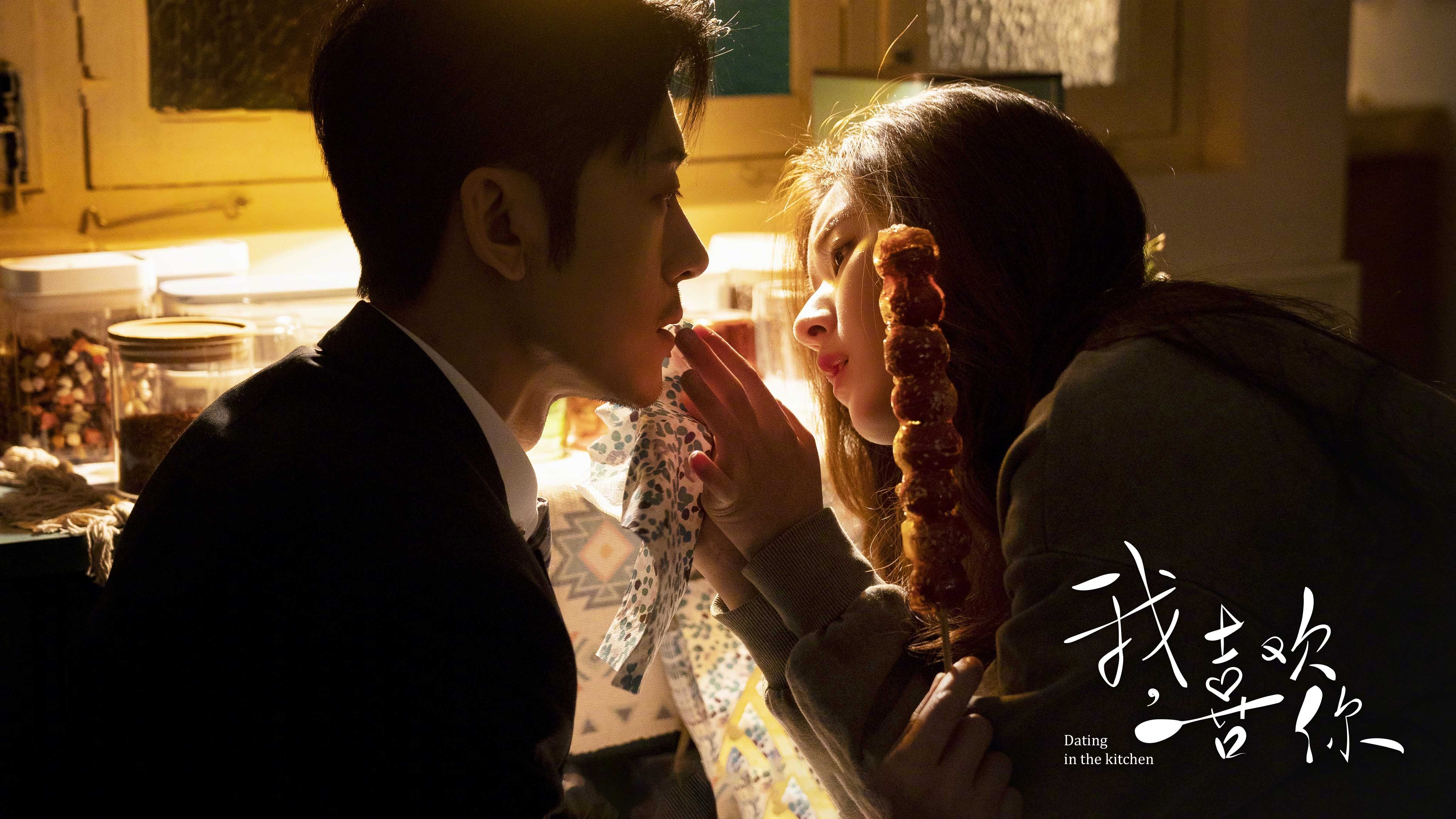 开云平台-绿茵场上的战争与和平，当托尼的魔法照亮基辅的夜空