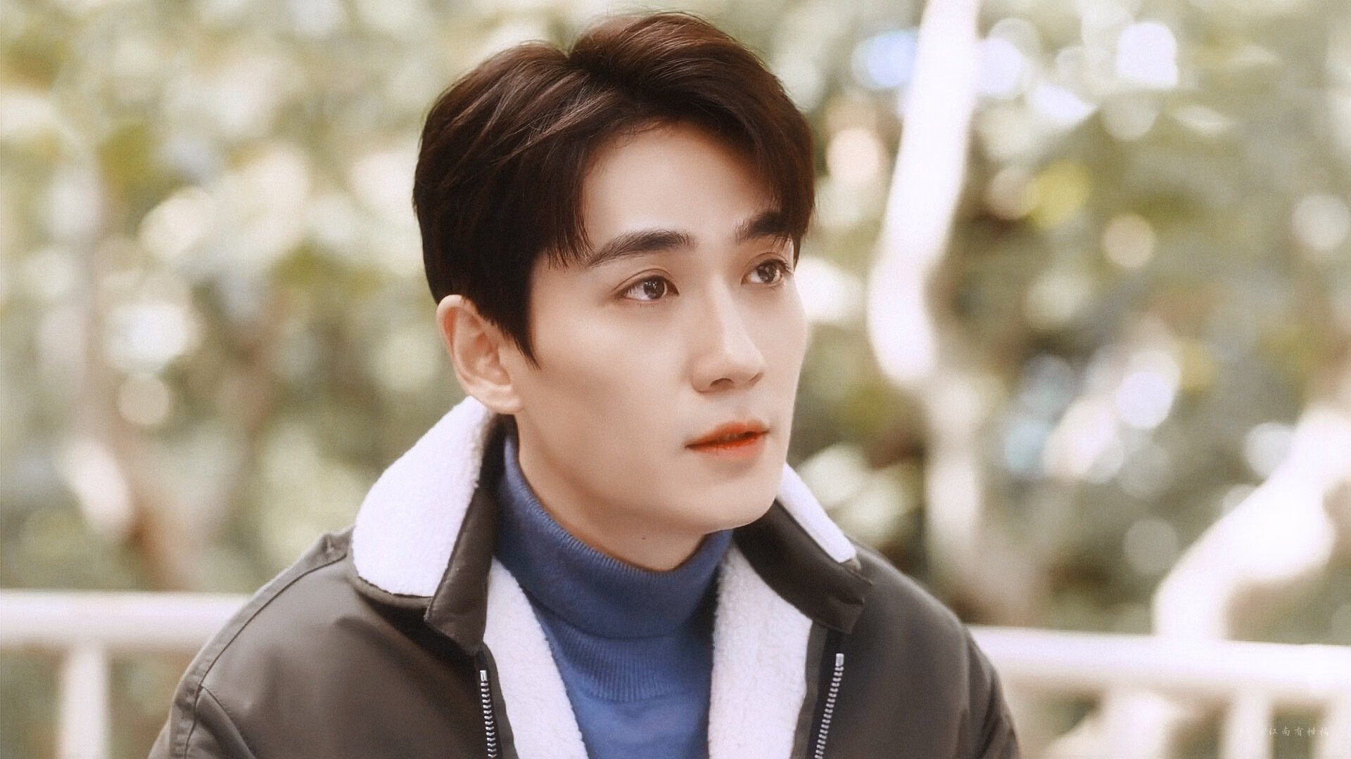 开云平台-欧冠半决赛之夜，当后卫变身前锋，金玟哉的逆袭撕碎所有战术手册