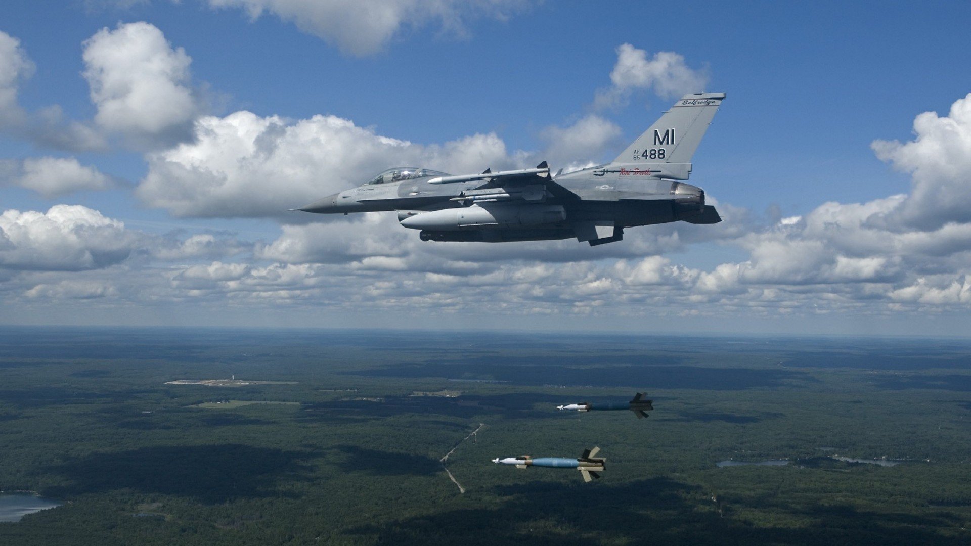 恩比德主宰末节风暴，爵士极限时刻险胜吉林