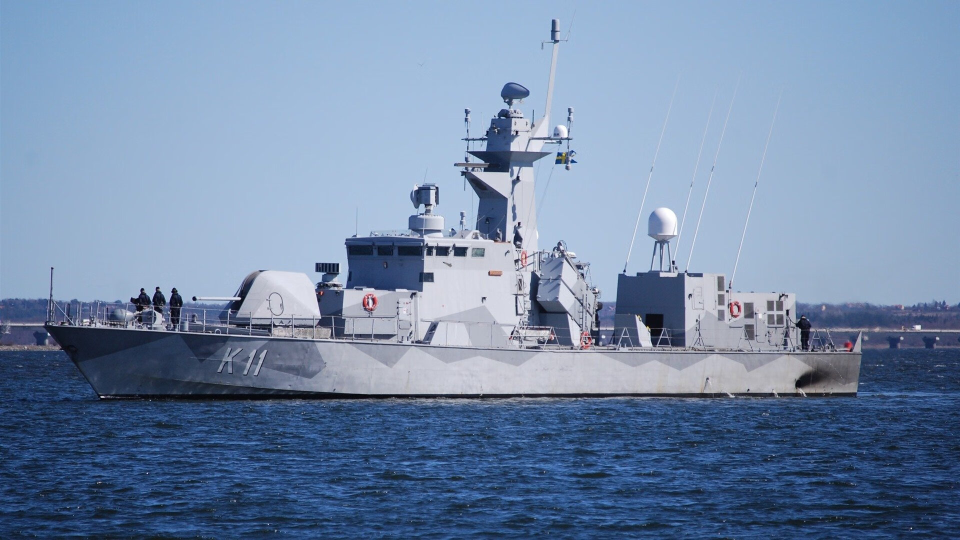 东张西望，从麦迪逊花园的钢铁洪流，到辽宁体育馆的无声期待